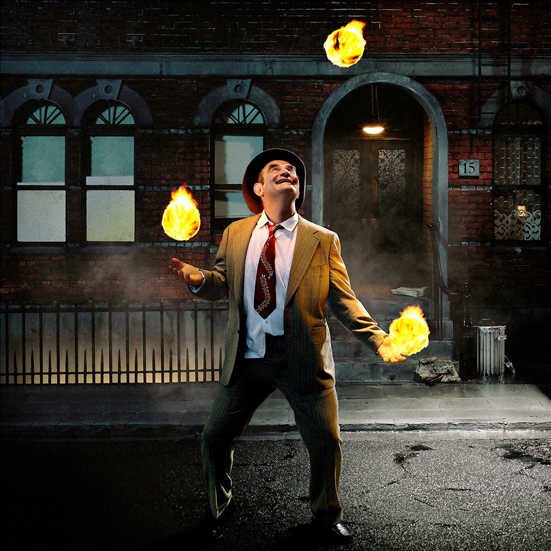 The artwork for “Hold Your Fire” by Rush is characterized as their most ambitious album cover. Learn the backstory about the fire juggler and miniature street scene. instagram.com/p/CsTqvdHrYL5/

#albumcoverart #80salbumcover #glenwexler #glenwexlerphotography #hughsyme #RushTheBand