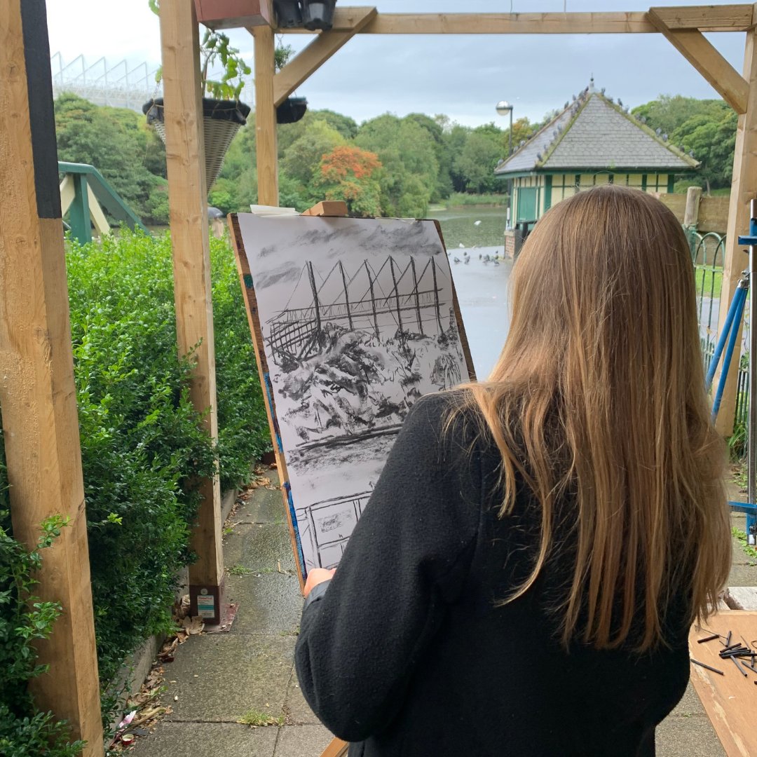 ParksNewcastle's tweet photo. Our programme of creative workshops with @Newcastle_NHS returns to #SpringbankPavilion this week!
Get your creative juices flowing in the beautiful surroundings of Leazes Park with local arts organisations @ChilliStudios, @GemArtsuk and @CuriousArts π¨
https://t.co/QrUBzFGA9Y https://t.co/qzCOFMzZV7