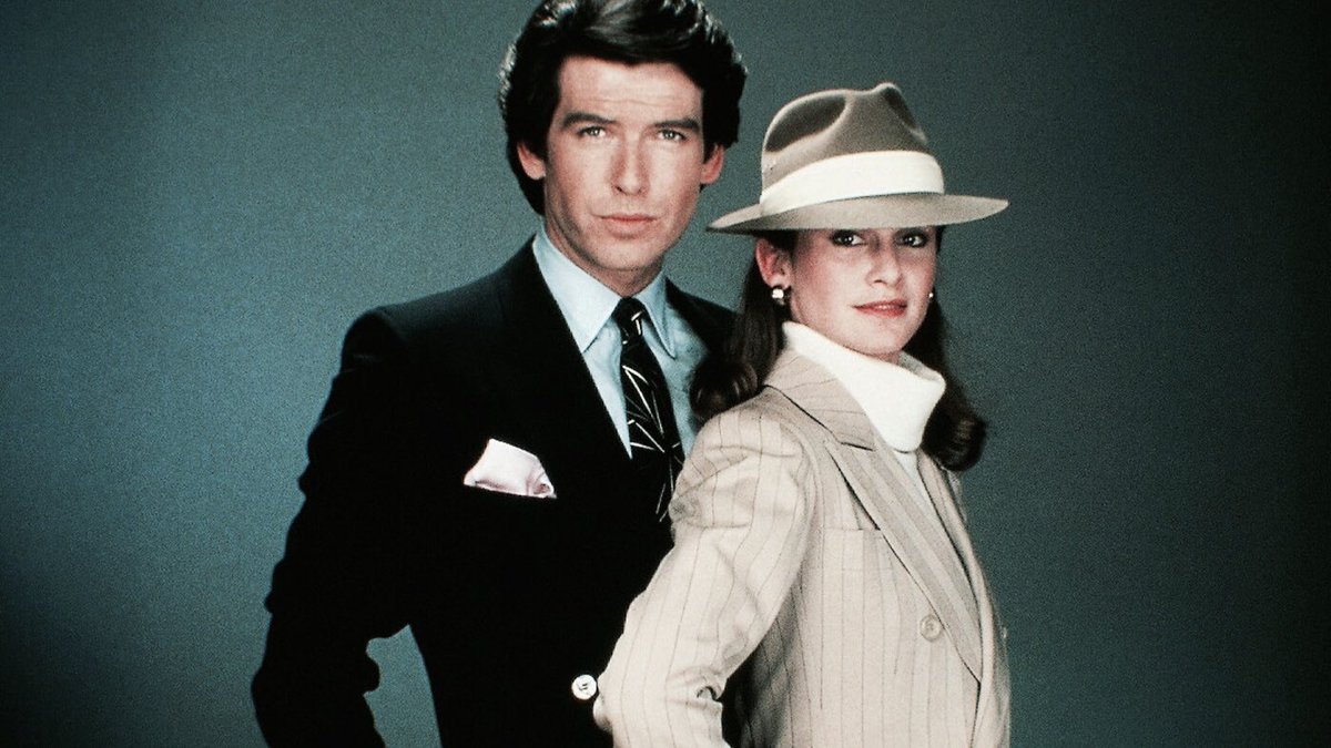 retrochenta's tweet photo. Hoy cumple 70 años Pierce Brosnan, nuestro Remington Steele, y uno de los grandes James Bond que han interpretado al personaje. https://t.co/QavBnZi2aP