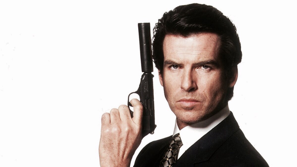 retrochenta's tweet photo. Hoy cumple 70 años Pierce Brosnan, nuestro Remington Steele, y uno de los grandes James Bond que han interpretado al personaje. https://t.co/QavBnZi2aP