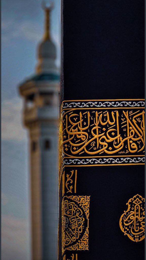 h_990099's tweet photo. مهما حدث في حياتك  ومهما بدت الأشياء
مزعجة ، فلا تدخل ربوع اليأس ..
وحتى لو ظلّت جميع الأبواب موصدة 
فلكل شدة مُدة ، وكل ضيقٍ له مُتسع 
هكذا هي الحياة ..!
يتعاقبُ فيها نهارٌ مُضيء وليل مُظلم ، والله دومًا في هذه وفي تلك معك.

#مشاعرنا_ترتاح_اذا https://t.co/KHpTDvB8nr
