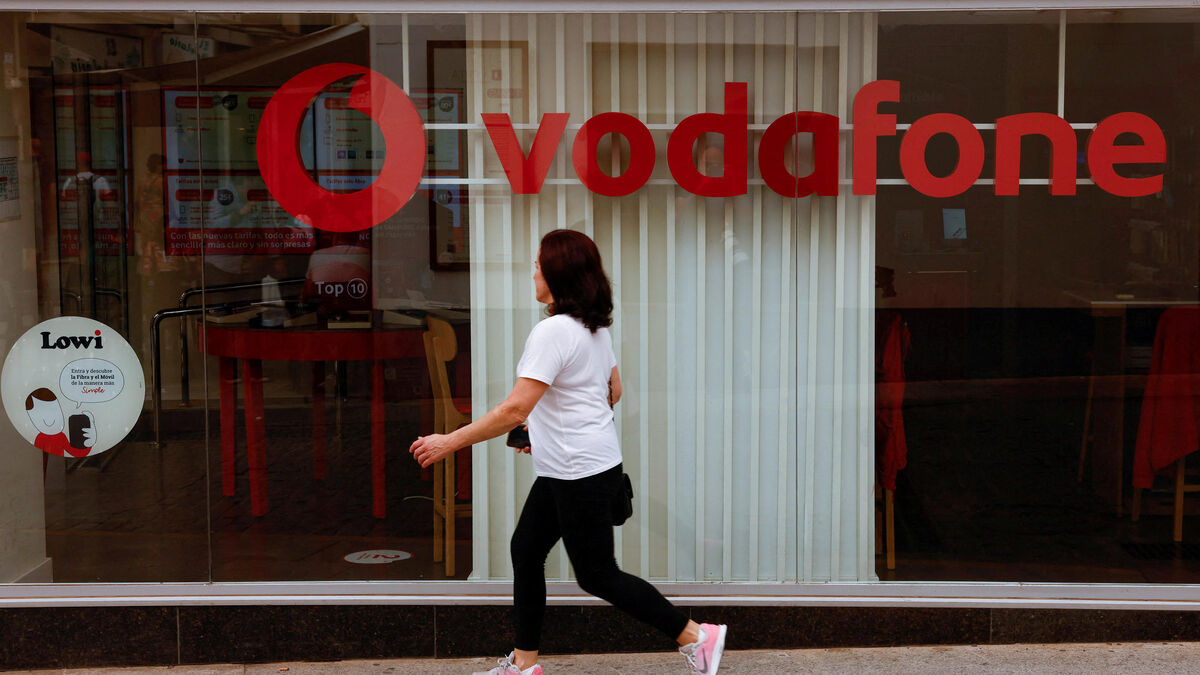 #layoffs Vodafone to cut 11,000 jobs. Click the link for details goldenvoice.com.ng/vodafone-to-cu…
#vodafone #vodafoneidea #breaking #trends #news #newspdate #JobsforVeterans  #jobs #meta #facebook #jobcuts