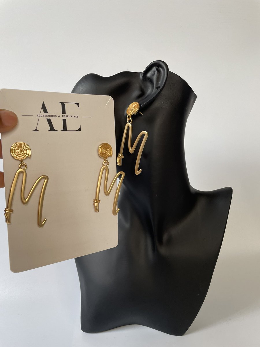 Ax_and_E's tweet photo. We sell Stunning jewelry pieces and fashion accessories ✨🧡
More of this on our page here and on IG -( @ax.and.e ) https://t.co/ttvrebBV1x