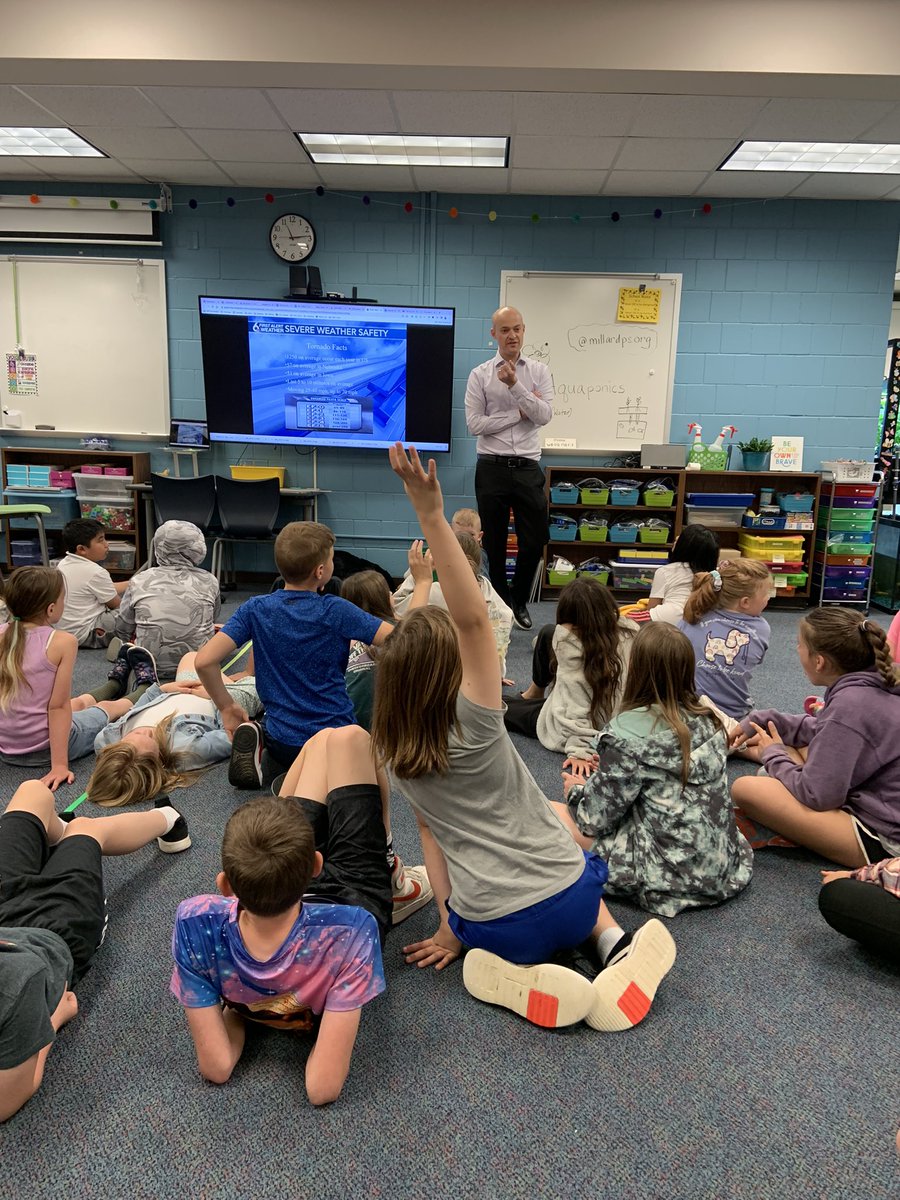MrsSchusterMPS's tweet photo. Our 4th graders had an amazing opportunity to learn about tornadoes from Rusty Lord before we finish our novel study of the Night of the Twisters! Thank you Rusty! #MavericksMoveMountains @MrsEhlers1 @MalonePrincipal @RustyLord https://t.co/aiZbS9ZXm9