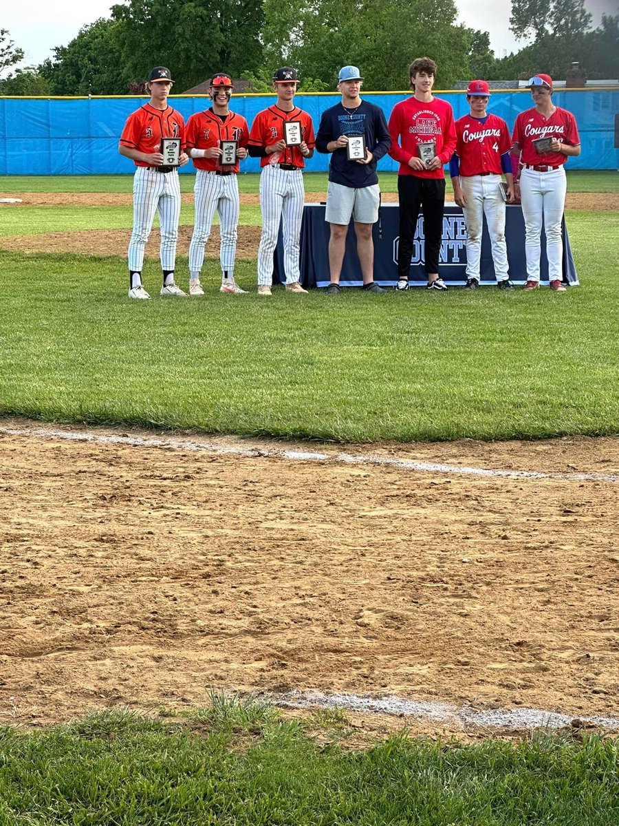 Ryle Baseball (@ryle_baseball) on Twitter photo Raiders on the 33rd District All Tournament Team:
Dylan McIntyre
Landon Sawyer
Tournament MVP:
TJ Schira Raiders on the 33rd District All Tournament Team:
Dylan McIntyre
Landon Sawyer
Tournament MVP:
TJ Schira