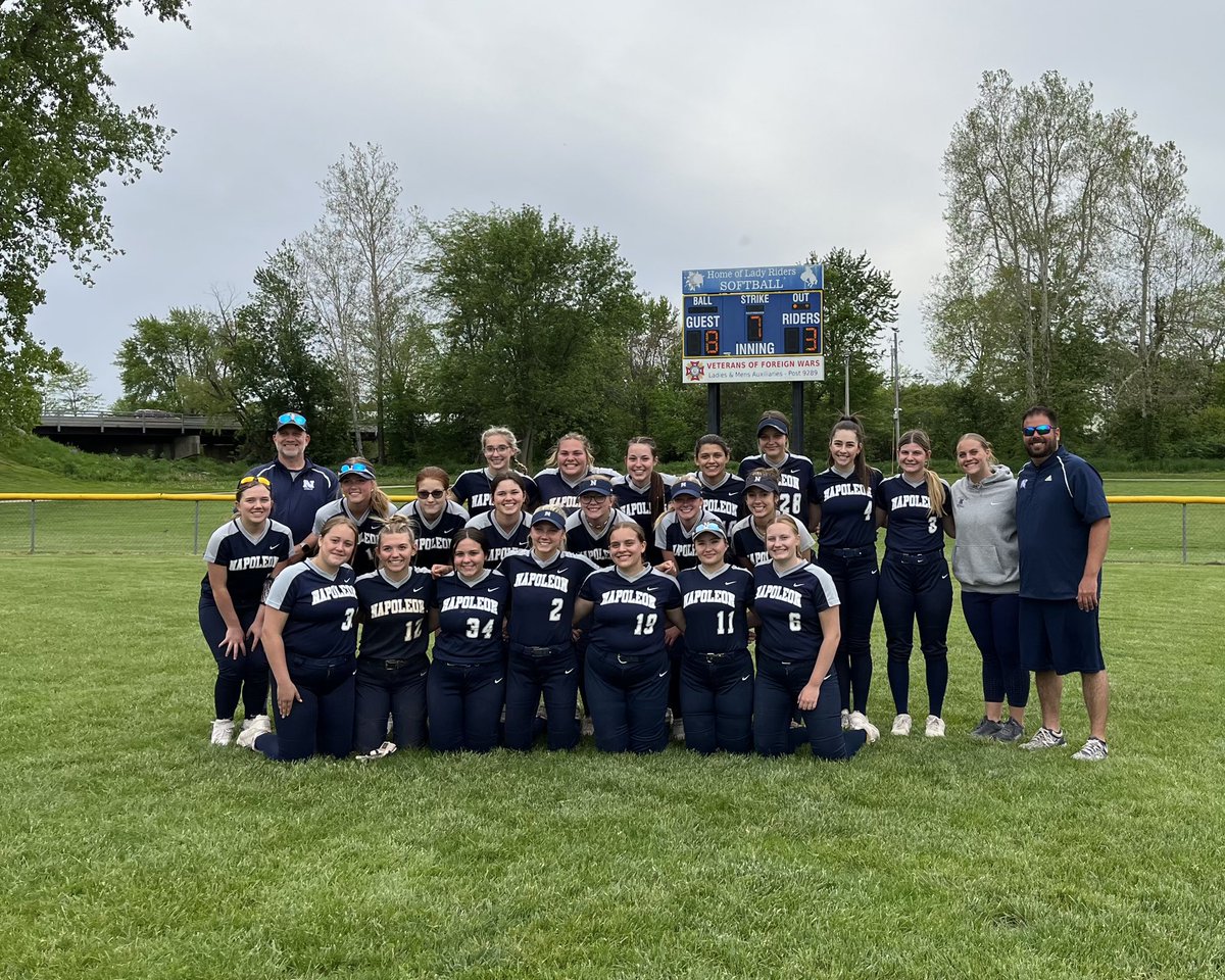 NapSoftball20's tweet photo. Sectional Champions 🫡 https://t.co/SsRZOnUZmT