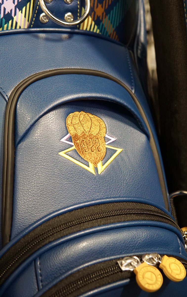 PGATSS's tweet image. Major Giveaway! 

Want to win this limited-edition @CallawayGolf staff bag? Here’s how:

1️⃣ Retweet this
2️⃣ Follow @PGATSS + @CallawayGolf 

💪🏆