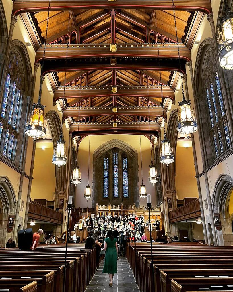YiuViola's tweet photo. Woke up at 4:30am to travel to Philadelphia for a full day of beautiful collaboration that Chamber Orchestra of Philadelphia had with Singing City Choir as well as The Philadelphia Girls Choir this past weekend. 

Our beloved regular guest conductor Jeff… https://t.co/8RaWmFFFsO https://t.co/pAFeybv0iK