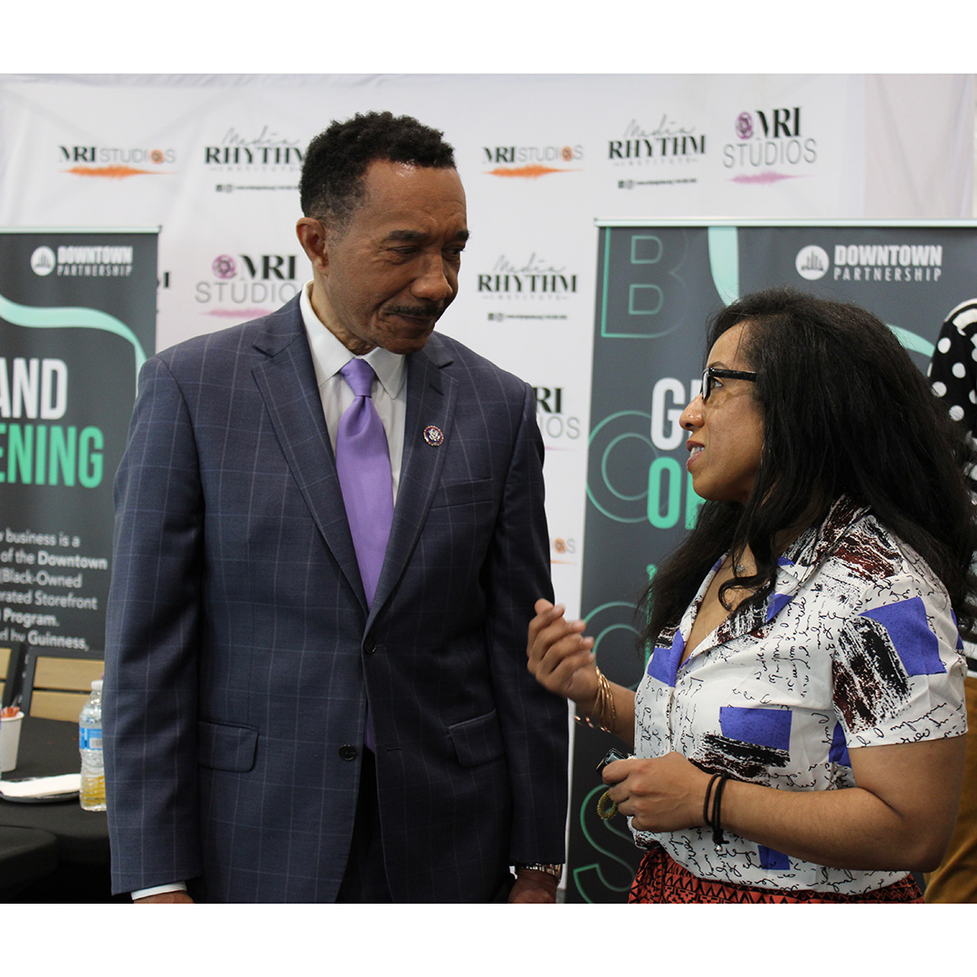 MRIPrograms's tweet photo. Yesterday, we had the incredible honor of hosting a portion of the #BOOST Program Small Business Roundtable. It was nice to know that our efforts to revitalize #DowntownBaltimore are being supported on many levels. #MRIPrograms #MRIStudios #BaltimoreArts #BaltimoreLeaders https://t.co/VBYaTrXVBh