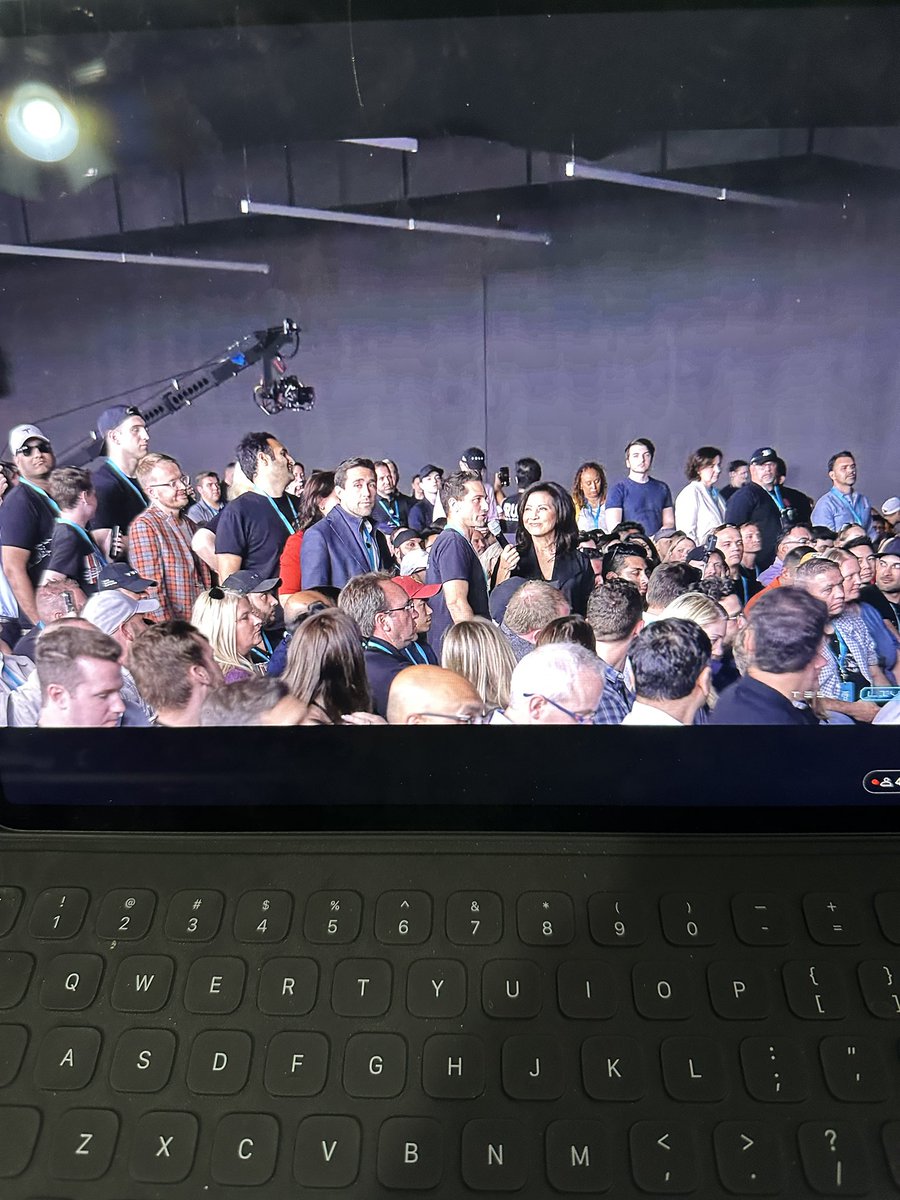 cryptomama08's tweet photo. @realMeetKevin @elonmusk Spotted! #2 😄 https://t.co/V822UZkrzH