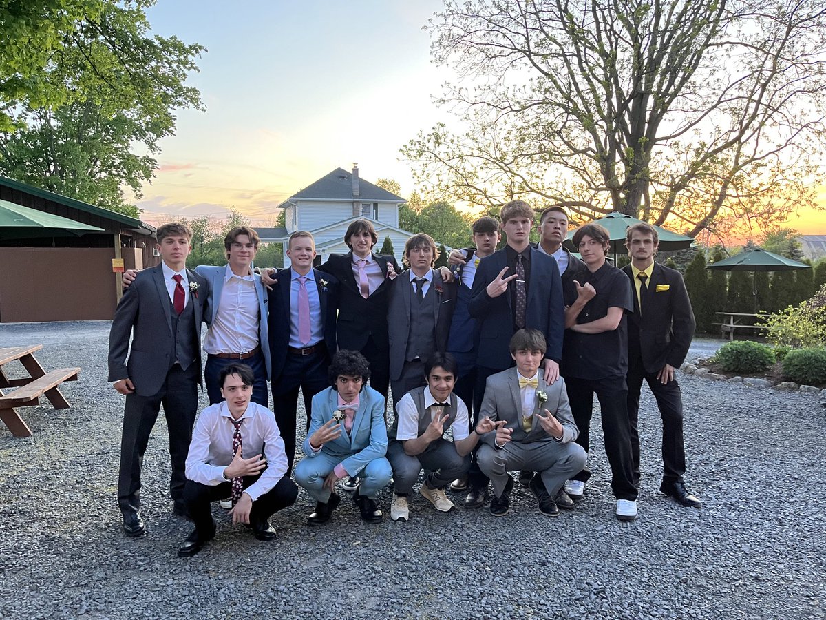 Mynderse Lax players at the Junior Prom 2023! They clean up nicely!! #MAProud