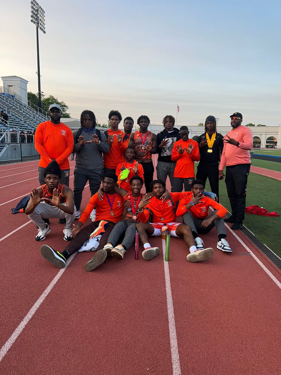 nps_weequahic's tweet image. Yesterday’s track meet 🏃🏾‍♀️🏃🏾‍♂️