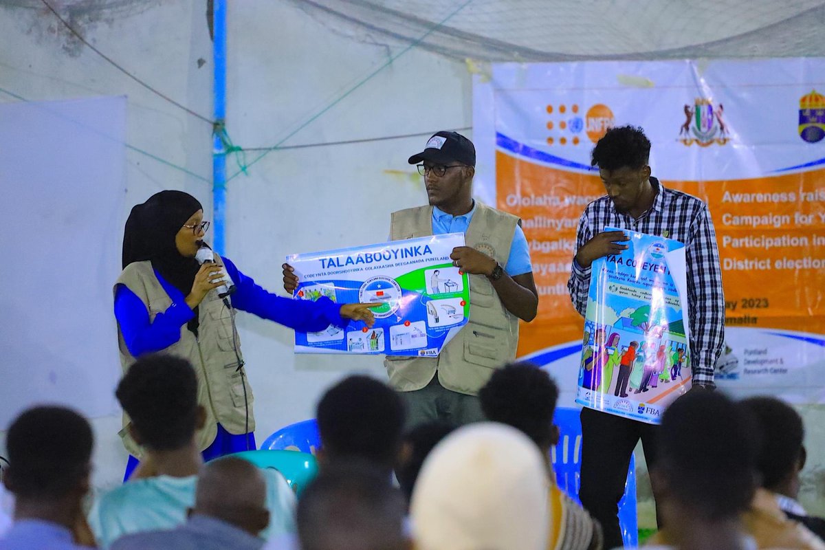 Puntlandyouth1's tweet photo. PYAN &amp; PDRC held an awareness meeting in Bandarbayla district of Karkaar region tonight regarding the participation of youth in local council elections in Puntland. https://t.co/Y1StqUQEsx