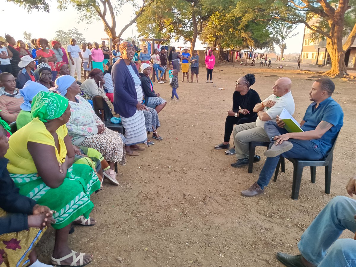 Archieward5byo's tweet photo. @RModiByoSouth we had a successful community engagement meeting with Sdojiwe residents this afternoon and I was happy to meet them. https://t.co/2I4vC1VcZa