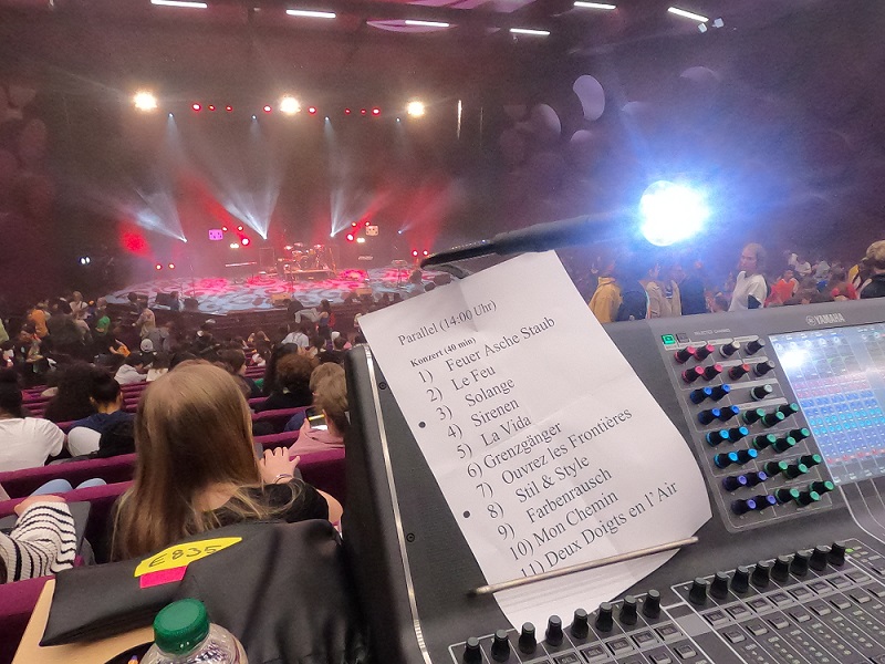 Zwitscher (@zwitscher_09) on Twitter photo Journée inoubliable à <a href="/strasbourg/">Strasbourg.eu</a> avec <a href="/Zweierpasch_/">Zweierpasch</a> pour l'Ecole du Flow 4 !!
Unvergesslicher Tag!!
Wir vom <a href="/CRCNoidans/">Collège René Cassin - Noidans les Vesoul</a> in <a href="/vesoul_and_co/">Vesoul and Co</a> kommen wieder zur nächsten Ecole du Flow!
<a href="/ofaj_dfjw/">🇫🇷 OFAJ_DFJW 🇩🇪</a> <a href="/TobiasBtow/">Tobias Bütow 🇺🇦🇪🇺🌍</a> <a href="/AnneTallineau/">Anne Tallineau</a> <a href="/ADEAF_nationale/">Adeaf</a> <a href="/tracks_ARTE/">Tracks</a> <a href="/ZDF/">ZDF</a> Journée inoubliable à <a href="/strasbourg/">Strasbourg.eu</a> avec <a href="/Zweierpasch_/">Zweierpasch</a> pour l'Ecole du Flow 4 !!
Unvergesslicher Tag!!
Wir vom <a href="/CRCNoidans/">Collège René Cassin - Noidans les Vesoul</a> in <a href="/vesoul_and_co/">Vesoul and Co</a> kommen wieder zur nächsten Ecole du Flow!
<a href="/ofaj_dfjw/">🇫🇷 OFAJ_DFJW 🇩🇪</a> <a href="/TobiasBtow/">Tobias Bütow 🇺🇦🇪🇺🌍</a> <a href="/AnneTallineau/">Anne Tallineau</a> <a href="/ADEAF_nationale/">Adeaf</a> <a href="/tracks_ARTE/">Tracks</a> <a href="/ZDF/">ZDF</a>