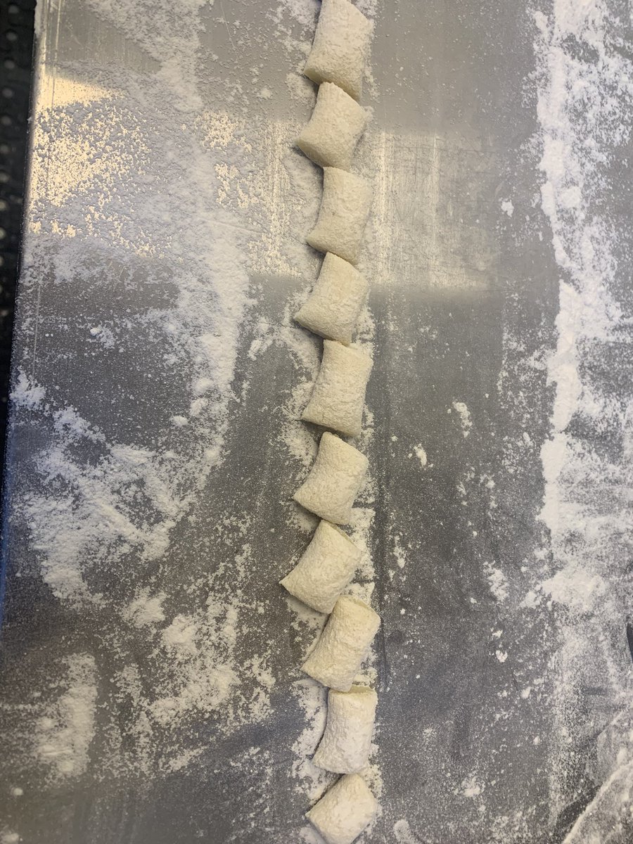 KingDizzy tweet media