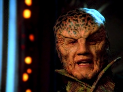 Glitter_Rock's tweet photo. Here's your daily #RandomFandom dose of #Babylon5!
#ADayInTheStrife https://t.co/Nl7vKxhTVH