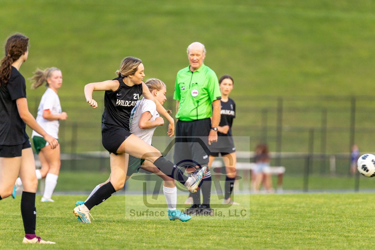 S2AMediaLLC's tweet photo. Our photos from yesterday's @SkyHawksAthl vs @WarCoAthletics Girls Varsity Soccer game are finished and posted at our online store. These are just a sample of the approximately 240 photos in our store. See these and all of our photos at https://t.co/1L965BR4ht https://t.co/qqdkolp9cd