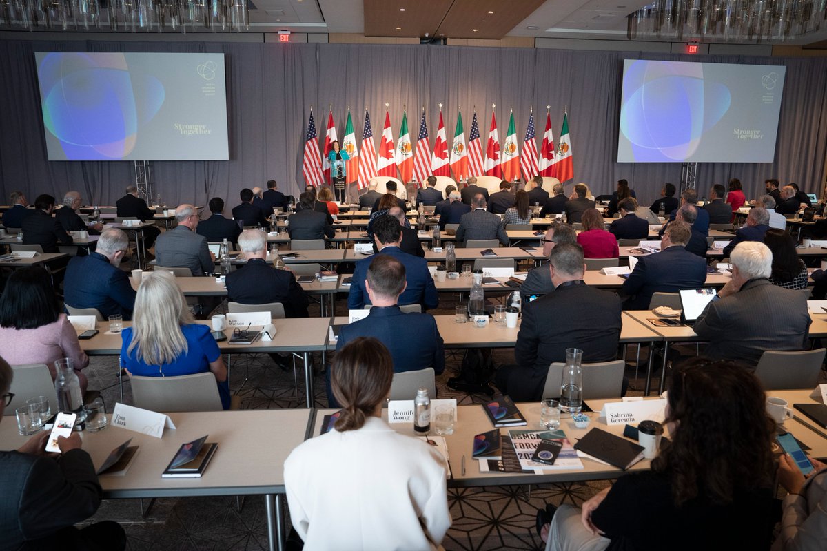 Honored to join biz leaders from U.S., Canada, & Mexico for the North American Business Summit. We can have the most competitive region leading the global economy, but our governments need to resolve several issues to realize that potential. Read more: uschamber.com/assets/documen…