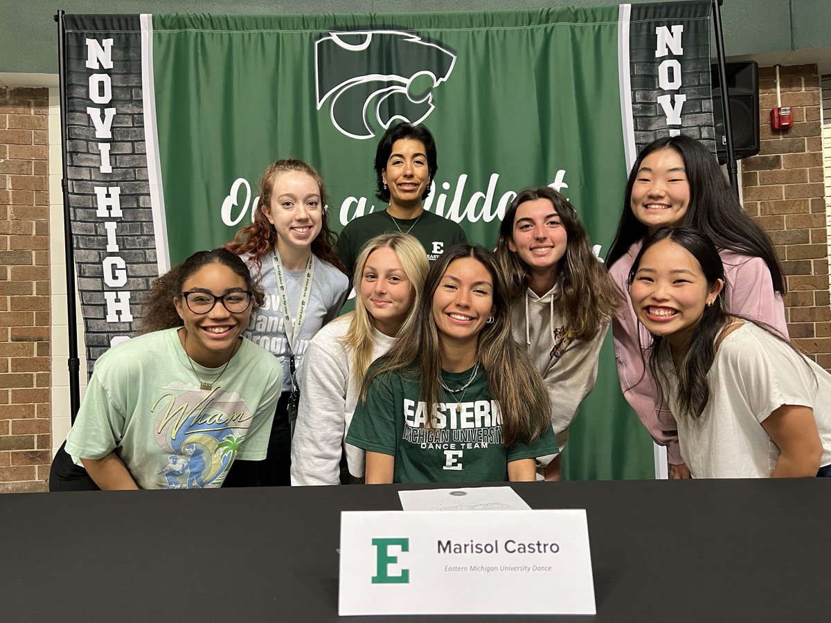 NCSD's tweet photo. Scenes from Signing Day @NoviHighSchool #NoviPride #NoviTogether https://t.co/75Aj43Xs3S