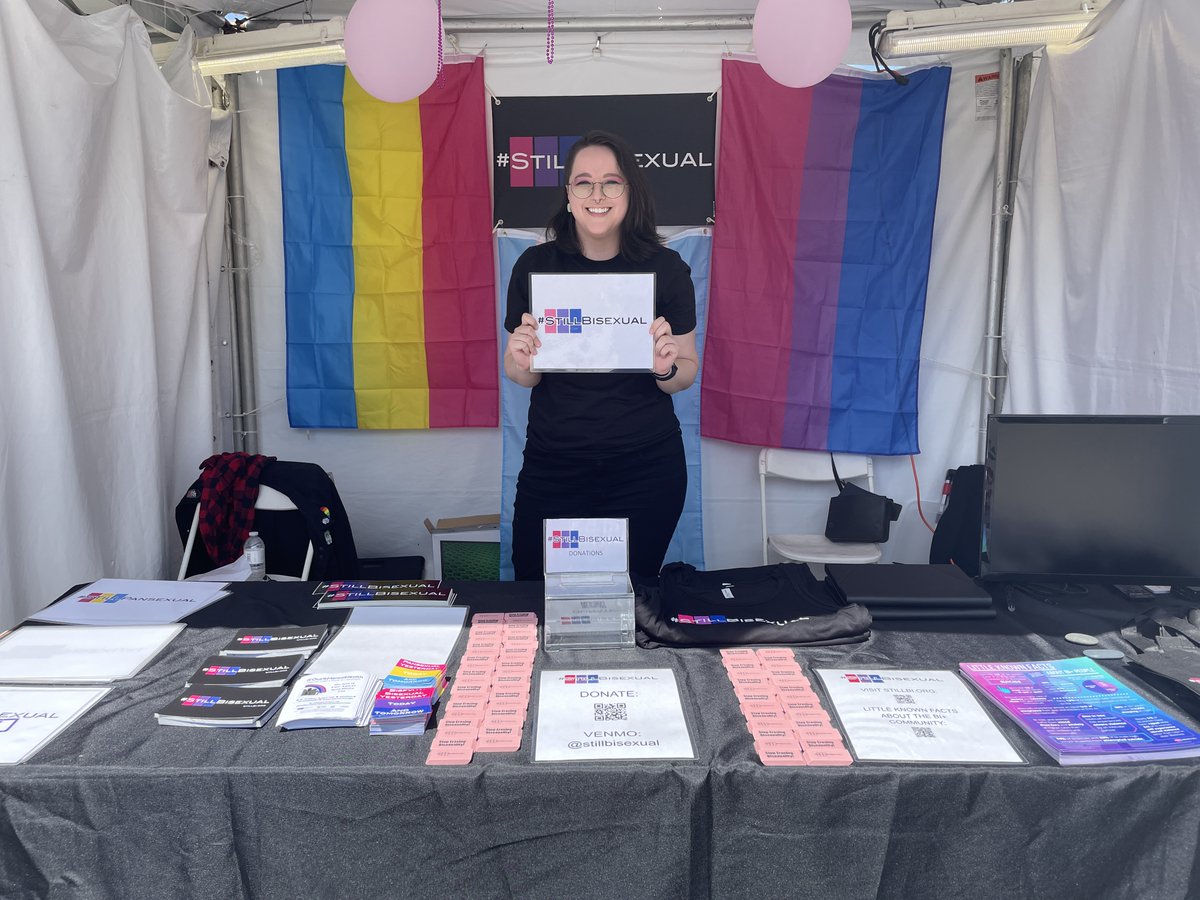 StillBisexual's tweet photo. Wanna volunteer with us at West Hollywood Pride June 3 or 4? Click here: https://t.co/CvkfOgCw7h https://t.co/p3hftKzrLy