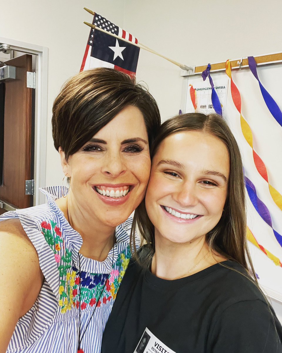 Spending the afternoon <a href="/CFISDWells/">Wells Elementary</a> with a former @CFISDLowery student &amp; future SLP was a TREAT!!!!