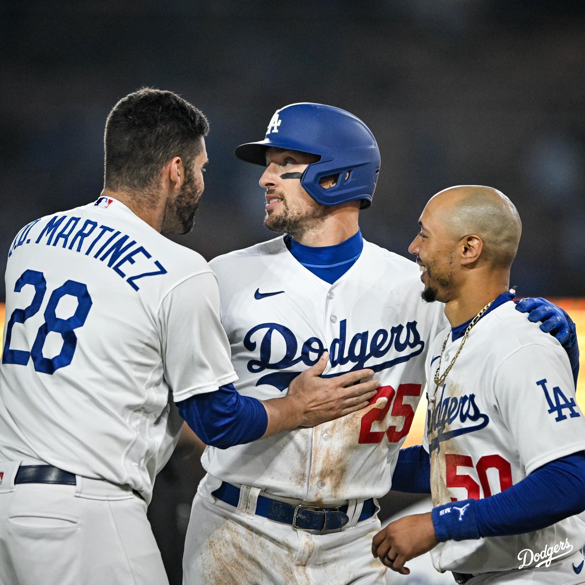 M8 Studio - WE❤EDM! tweet media