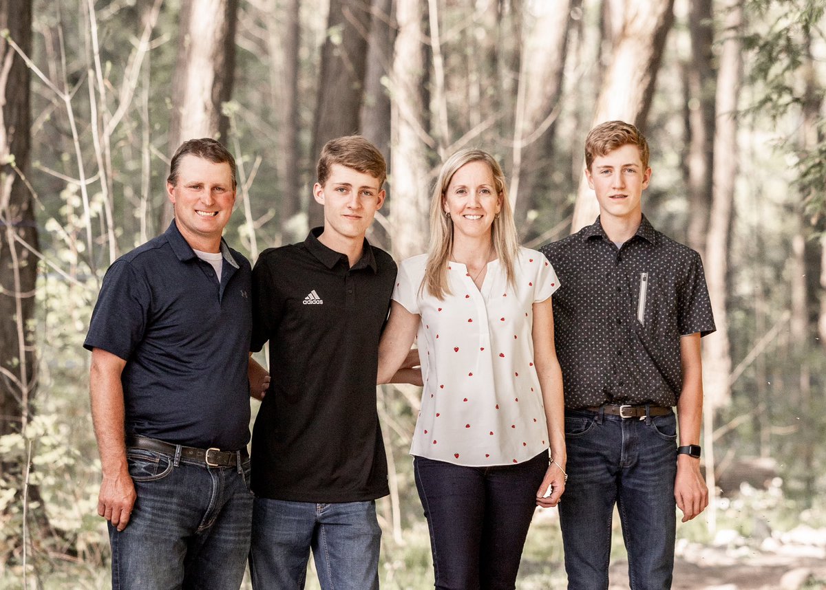 Local peeps!  If you’re looking for a photographer  check out Crown Point Photo <a href="/SAMiamKENNEDY/">Sam Kennedy</a> 
She did an AMAZING job with our family pics this weekend!