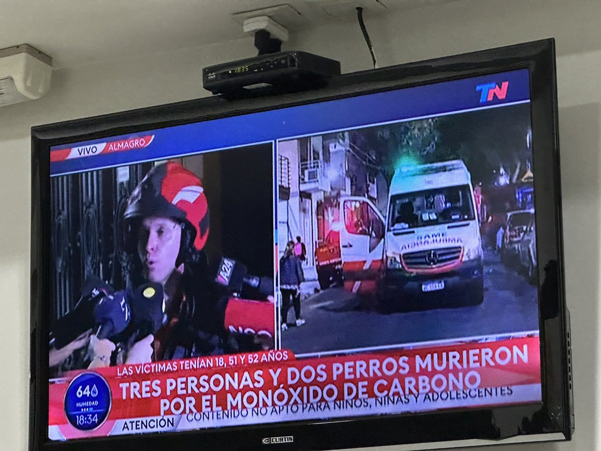 SirChandlerBlog's tweet photo. Un aparatito de 4.300 pesos podría haber evitado esas muertes 😞(y no arrancó el frío fuerte aún) COMPREN DETECTORES DE MONÓXIDO LPM https://t.co/q0Qw7j5pvS https://t.co/Xswd2zWjF5