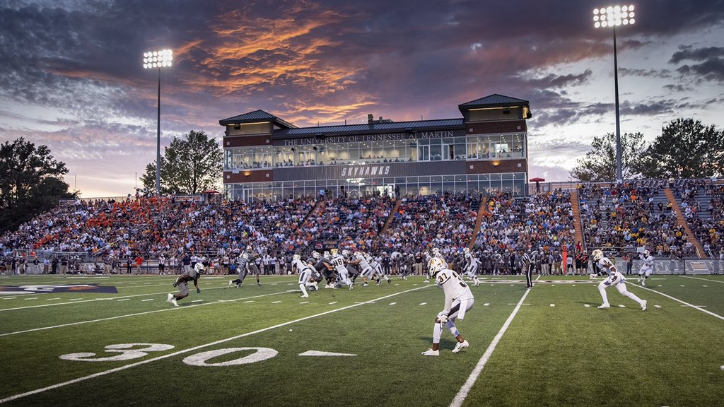 Tee Perry (@teeperry41) on Twitter photo Blessed and honored to have received an offer from UT Martin! <a href="/JCraig_2/">JaVaughn Craig</a> <a href="/CoachAClifton/">Antonio Clifton</a> <a href="/Coachcwads/">Chris Wadsworth</a> <a href="/OwlBuzz/">MUS Athletics</a> <a href="/CSmithScout/">Chris Smith</a> @SeanW_Rivals <a href="/MohrRecruiting/">Brian Mohr</a> Blessed and honored to have received an offer from UT Martin! <a href="/JCraig_2/">JaVaughn Craig</a> <a href="/CoachAClifton/">Antonio Clifton</a> <a href="/Coachcwads/">Chris Wadsworth</a> <a href="/OwlBuzz/">MUS Athletics</a> <a href="/CSmithScout/">Chris Smith</a> @SeanW_Rivals <a href="/MohrRecruiting/">Brian Mohr</a>