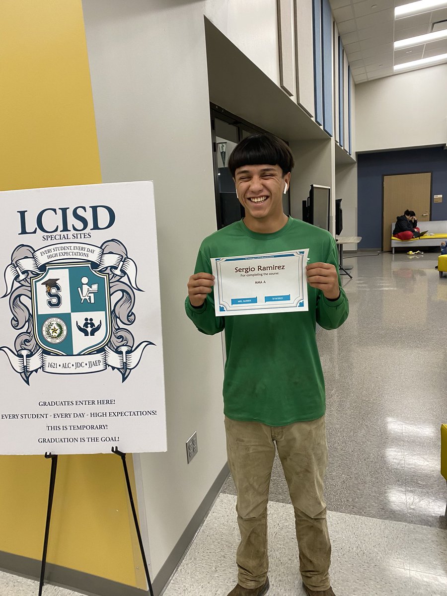 Congratulations to Sergio R. from Lamar Consolidated High School for earning his Mathematical Models A credit at 1621 Place Evening Flex. Nice job! We are so proud of you! @lcisd_specials @lamar_mustangs #SpecialSitesSuccess #betheonelcisd