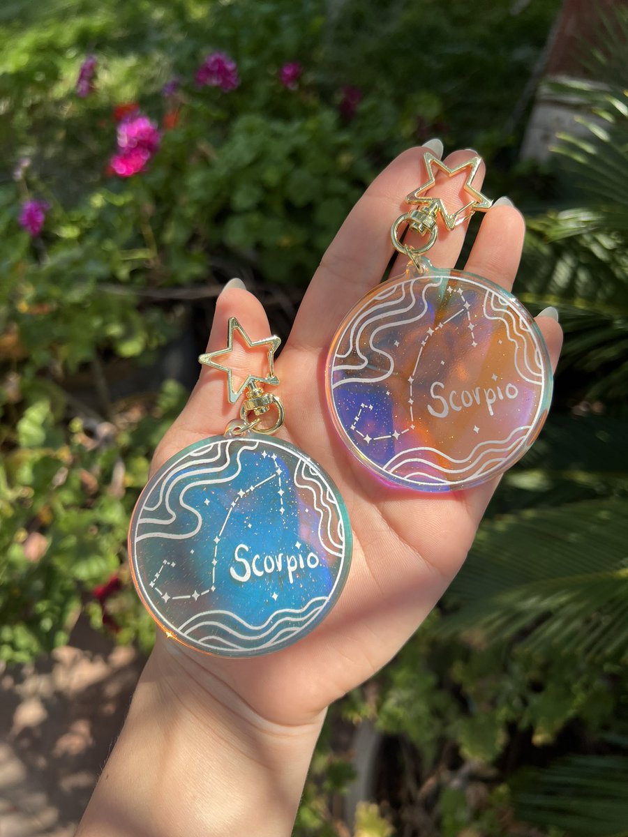 AlishaJeanArt's tweet photo. Do you believe in astrology ? ♐️
Check out my astrology keychains in my shop 💞
https://t.co/lY7hpuxqa4 https://t.co/5FtMOSAFV1