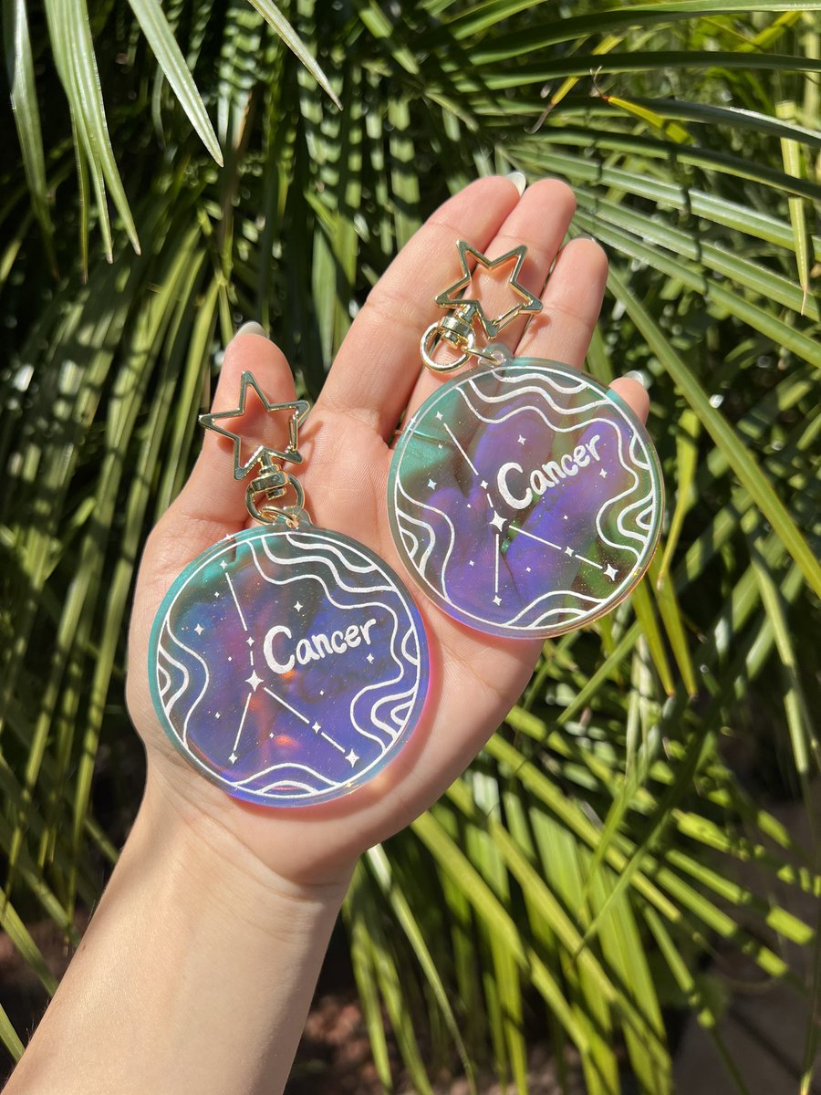 AlishaJeanArt's tweet photo. Do you believe in astrology ? ♐️
Check out my astrology keychains in my shop 💞
https://t.co/lY7hpuxqa4 https://t.co/5FtMOSAFV1