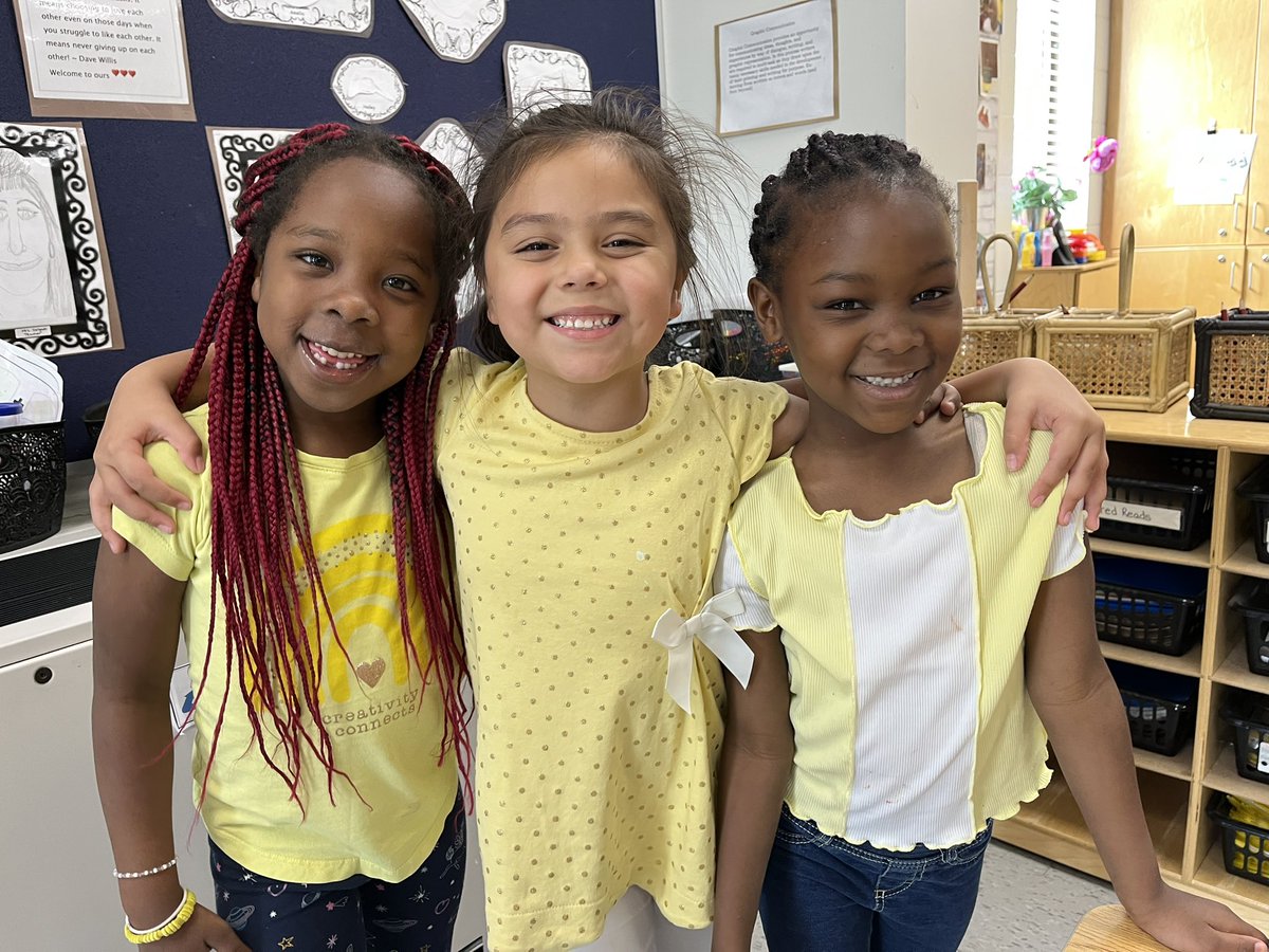 These girls brought happiness and sunshine☀️ today with their smiles and yellow shirts💛 <a href="/StFrancisLondon/">St. Francis Catholic</a>