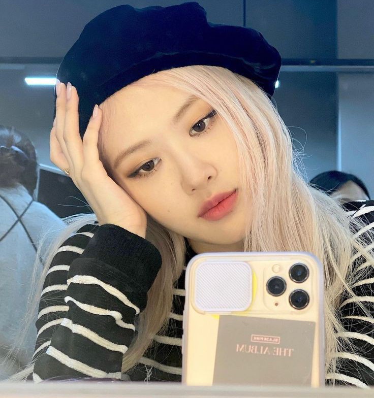 ❁ | Rosita Ilegal tweet media