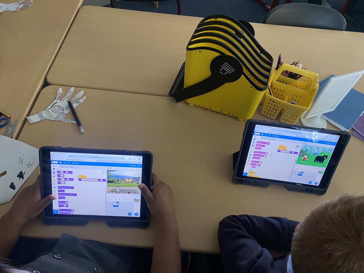 Kimjm's tweet image. P4b had a great time coding along with @BarefootComp today. They enjoyed created their own codes too. #Sustainability #coding #computingscience #CSScot23 @KnightswoodP