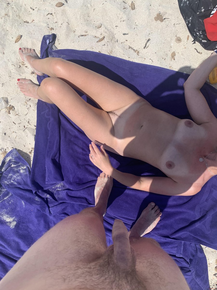 37Nude's tweet photo. Sexy couples
#tmdo #nipples #Greeknudist #sendnudes #hotgirls #uncut #feet https://t.co/fQBQd6ys6L