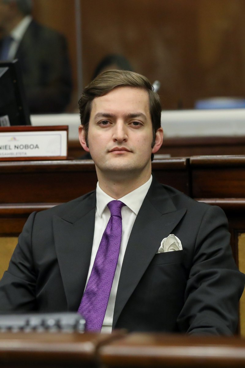 🔴 #JuicioPolítico | El asambleísta <a href="/etorrescobo/">Esteban Torres Cobo</a> coordinador de la @bancadapsc inicia la interpelación en segundo lugar, en el juicio político en contra del presidente <a href="/LassoGuillermo/">Guillermo Lasso</a>.