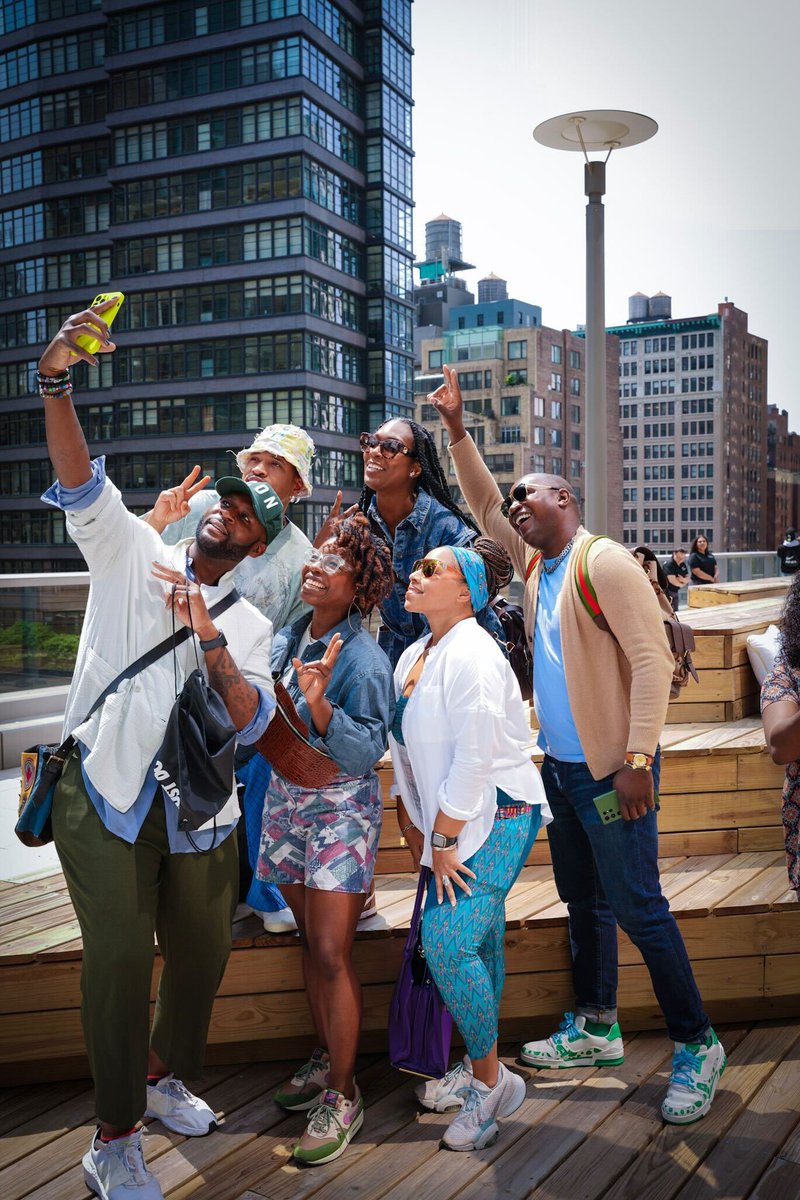 HFRmovement's tweet photo. #DesignerHighlight: To the extraordinary attendees who brought their unique talents and energy to the retreat, we are immensely grateful for your presence.
We are honored to have you in our vibrant HFR Family! 📷📷 #HFRxNikeDesignerRetreat #DesignerHighlight https://t.co/uGQaUn7bfh