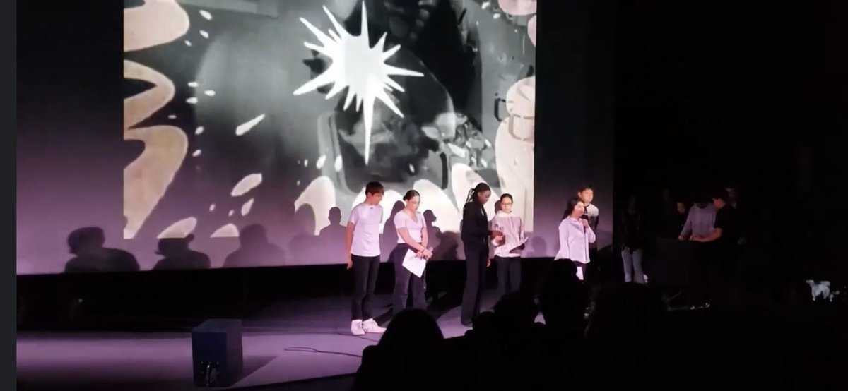 Collège innovant PE tweet media