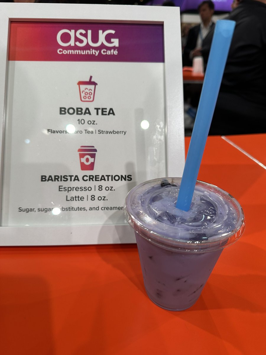 substring's tweet image. Love that ASUG is serving Boba tea. The good thing is the tea line is much shorter than the coffee line.
#SAPSapphire
