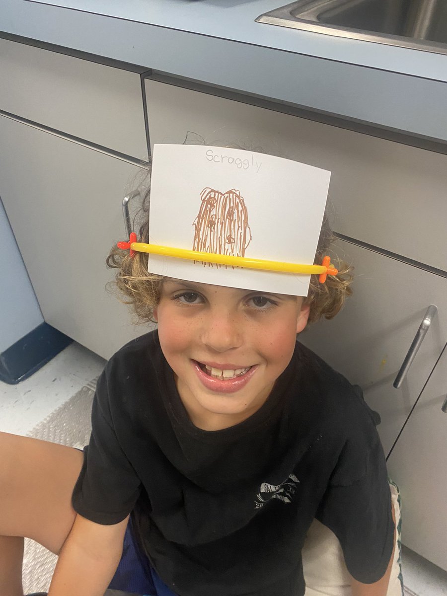 When students run out of headbandz for vocab practice they have to creative and build their own (see second pic). 👷👍🏼 <a href="/LPEPanthers/">Lake Park Elementary</a>