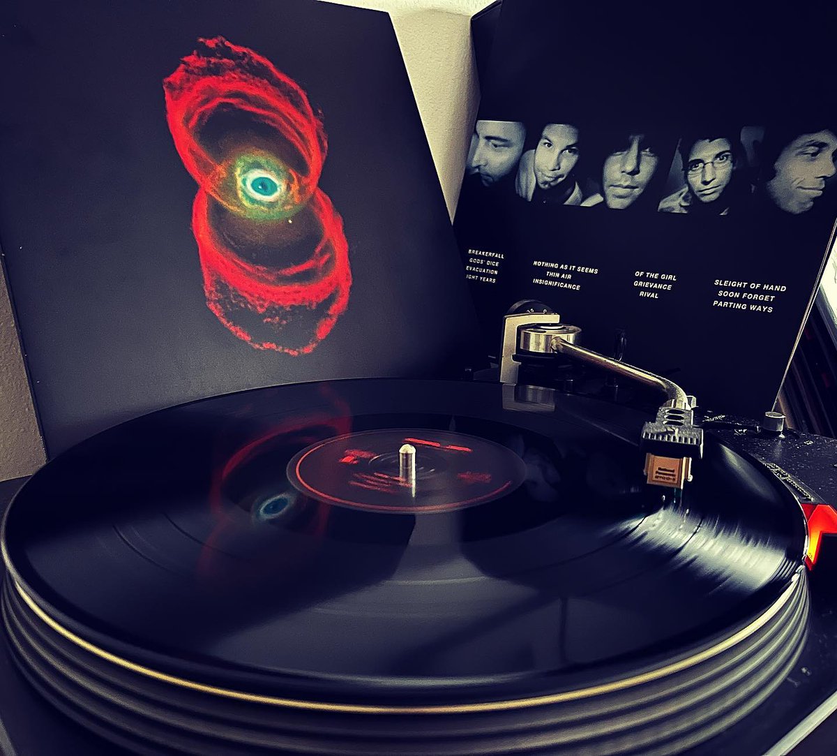 Pearl Jam 🇺🇦 on Twitter: “Happy 23rd birthday, Binaural. Drop a 🎧 if