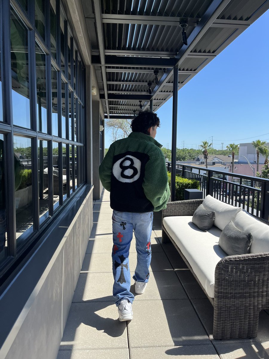 🎱