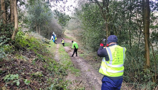 tinyurl.com/2ko8dzp6 Volunteers complete training to maintain Tame Valley Loop