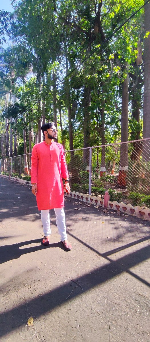 ek_problem's tweet image. Rocking my ethnicity! 💫