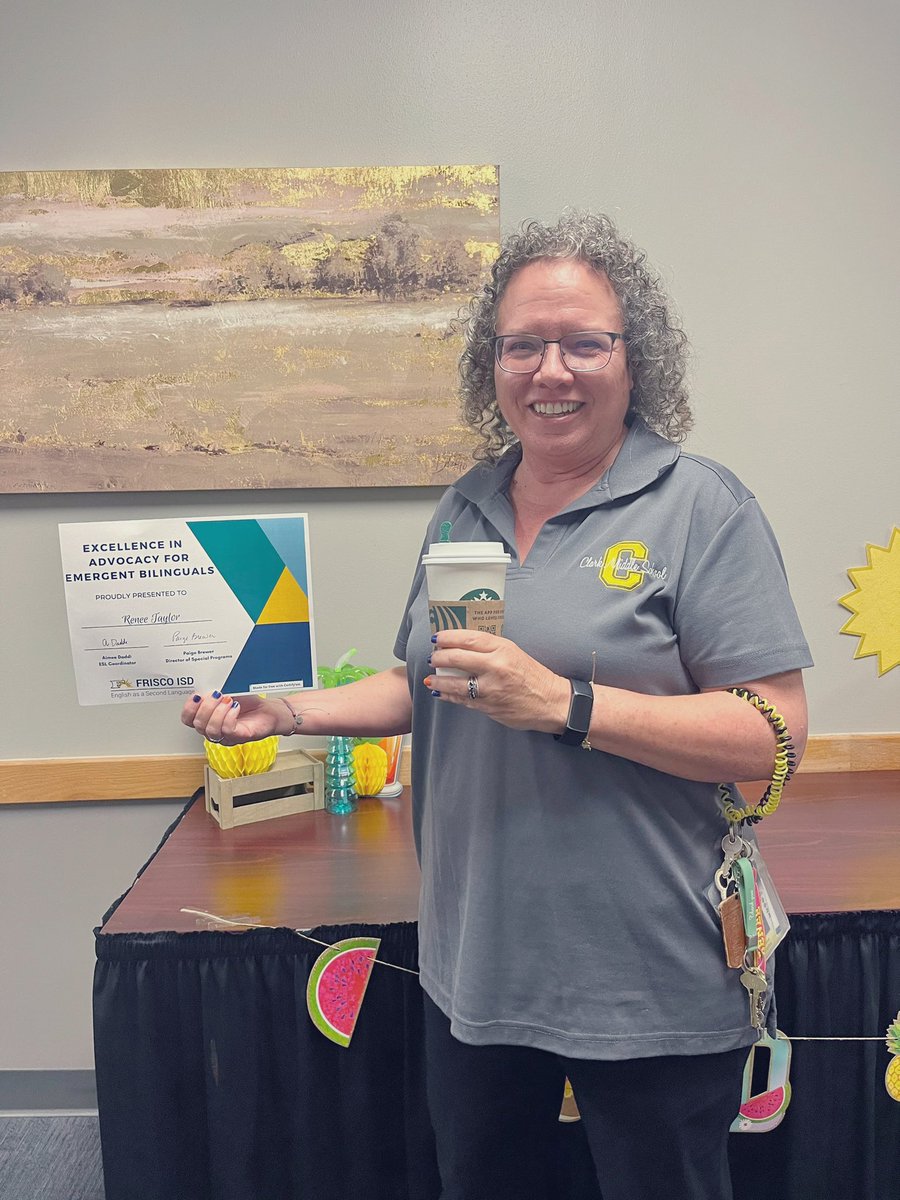 MrsTteaches's tweet photo. Our Last EB advocate and Sheltered instruction superstar awards go to the two most welcoming people at Clark! We are so thankful for Mr.Padilla and Mrs. Taylor.  Our EB students know to always come to both of you anything they need! @MauriGreener  @FISD_EB @ClarkMSCougars https://t.co/X60WoMxLQ1