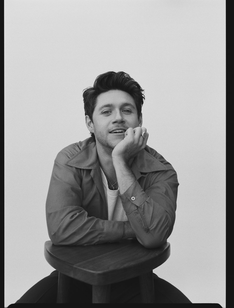 1027KIISFM's tweet image. We have your chance to win a pair of passes to attend a Special @iHeartRadio Taping with #NiallHoran at the iHeartRadio Theater Los Angeles on Friday, May 19 at 7pm. 🙌 Enter here for a chance to attend: ihr.fm/3OeP6X6 🥰