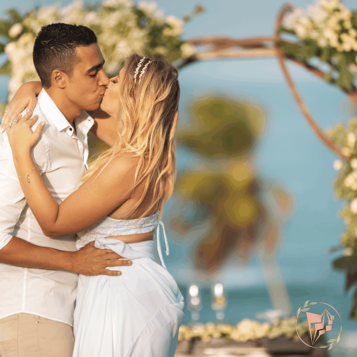 psmkgexotic's tweet photo. Sandy toes and salty kisses at your dreamy beach wedding in Cuba 🌊💋 #BeachBride #DestinationVows

1(800)545-8619 
info@psmkg.com

#destinationwedding #weddingplanners #topdestinations #exoticdestinations #destinationweddingcuba  #engagement #bridesmaids  #weddingvibes https://t.co/jG1GnamyvA