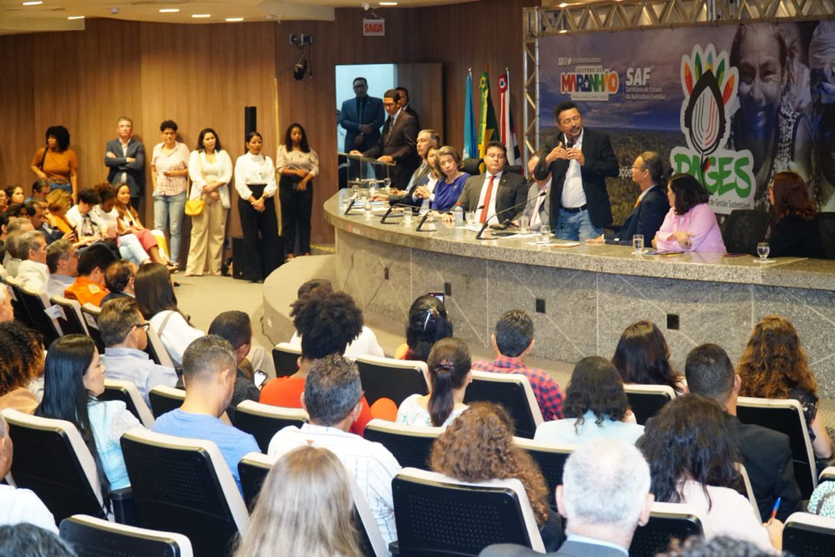 sistemasafma's tweet photo. Com investimento de US$ 37 milhões de dólares, o @GovernoMA e o @IFAD lançaram o Projeto Amazônico de Gestão Sustentável (Pages) que irá beneficiar 80 mil pessoas do campo.

O Pages visa contribuir com a conservação do bioma amazônico e fortalecer a agricultura familiar.

#safma https://t.co/whAOxzMBqP
